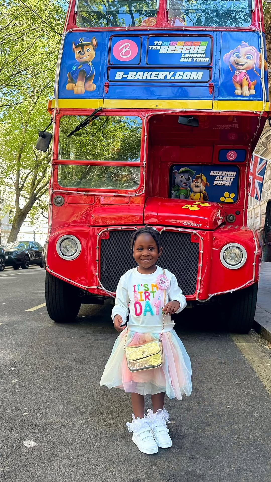 Post 4 by Joyce | Motherhood, Petite Fashion & Curated Conversations on Instagram (video)