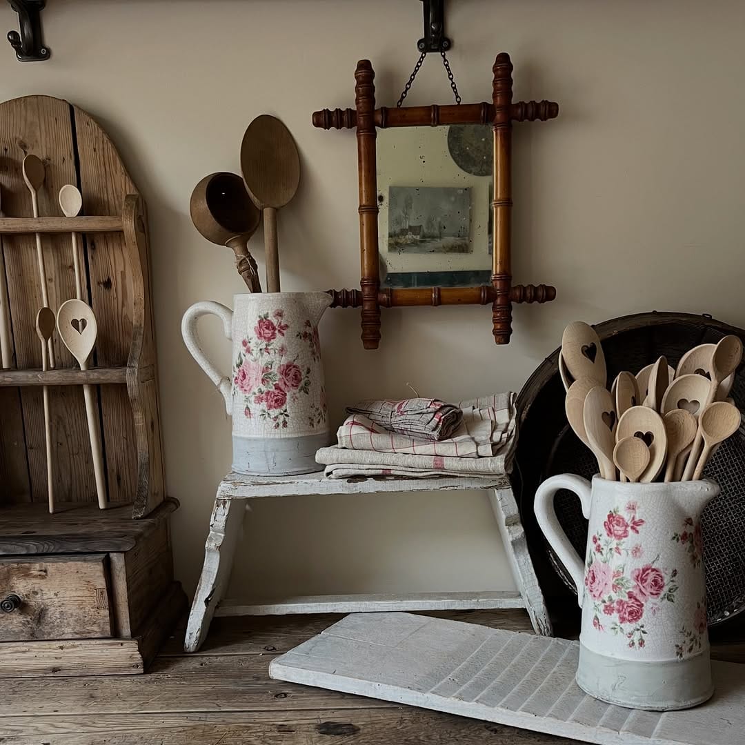 Post 4 by The Rustic Shack on Instagram (carousel)