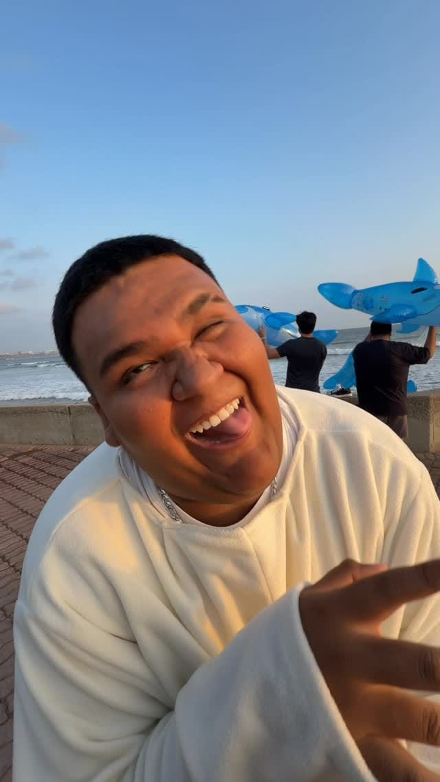Post 5 by Leonardo Luna Victoria Velasquez on Instagram (video)