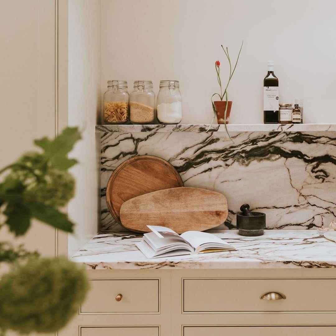 Post 6 by Anna Møller.Design on Instagram (image)