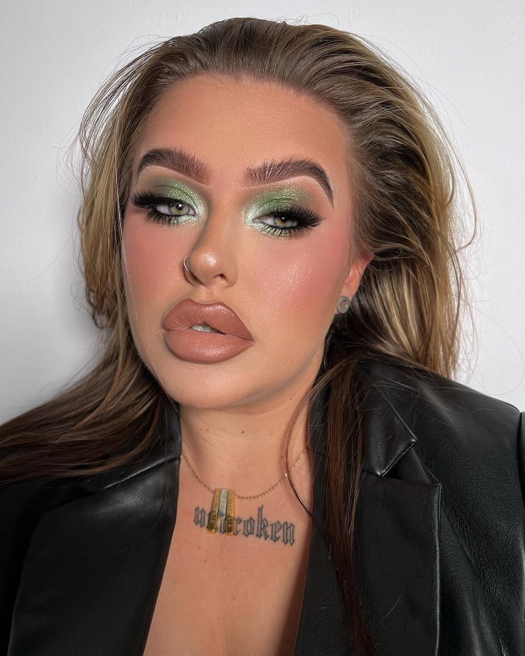 Post 5 by Ｐｒｏ Ｍａｋｅｕｐ Ａｒｔｉｓｔ on Instagram (image)