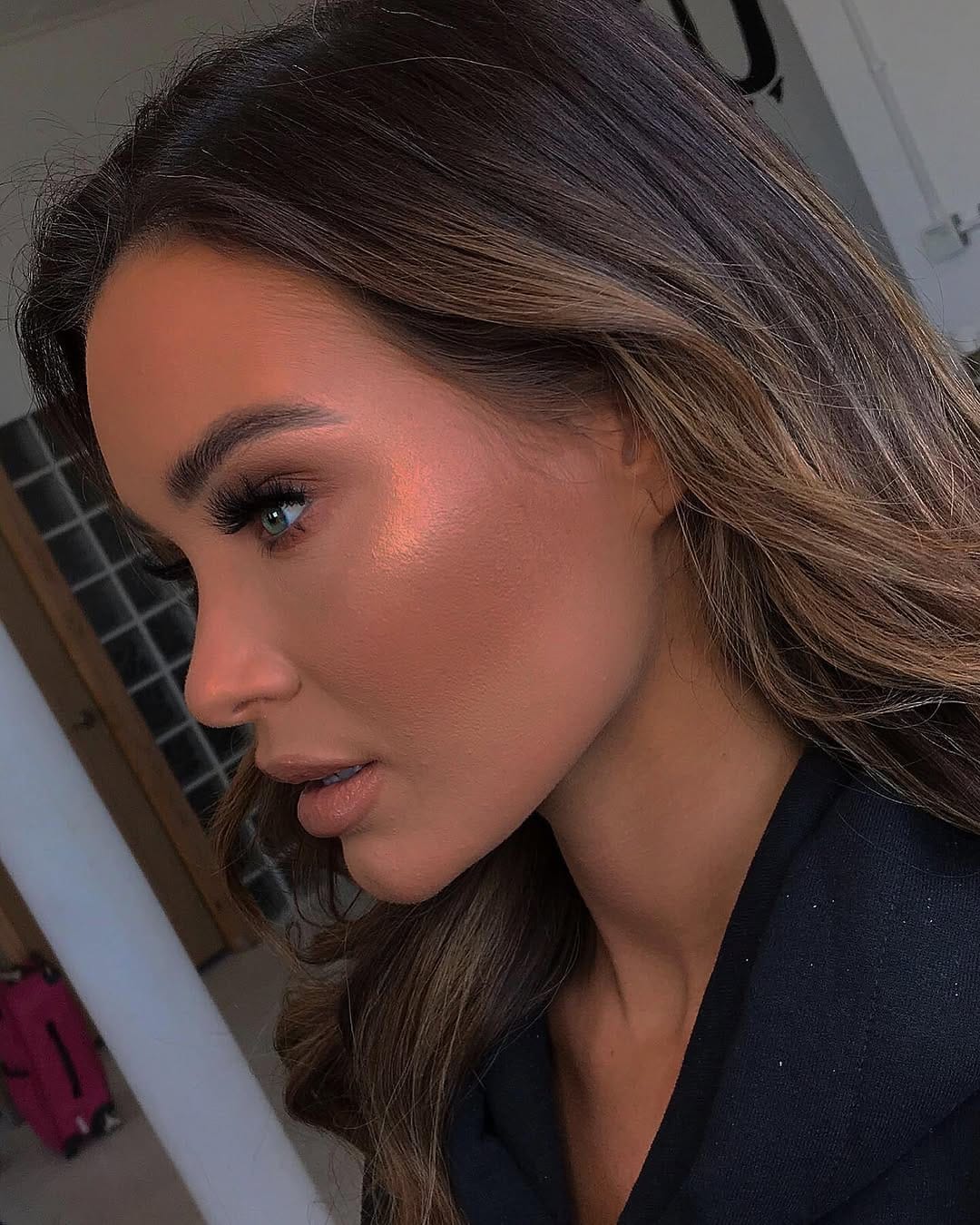 Post 8 by Ｐｒｏ Ｍａｋｅｕｐ Ａｒｔｉｓｔ on Instagram (image)