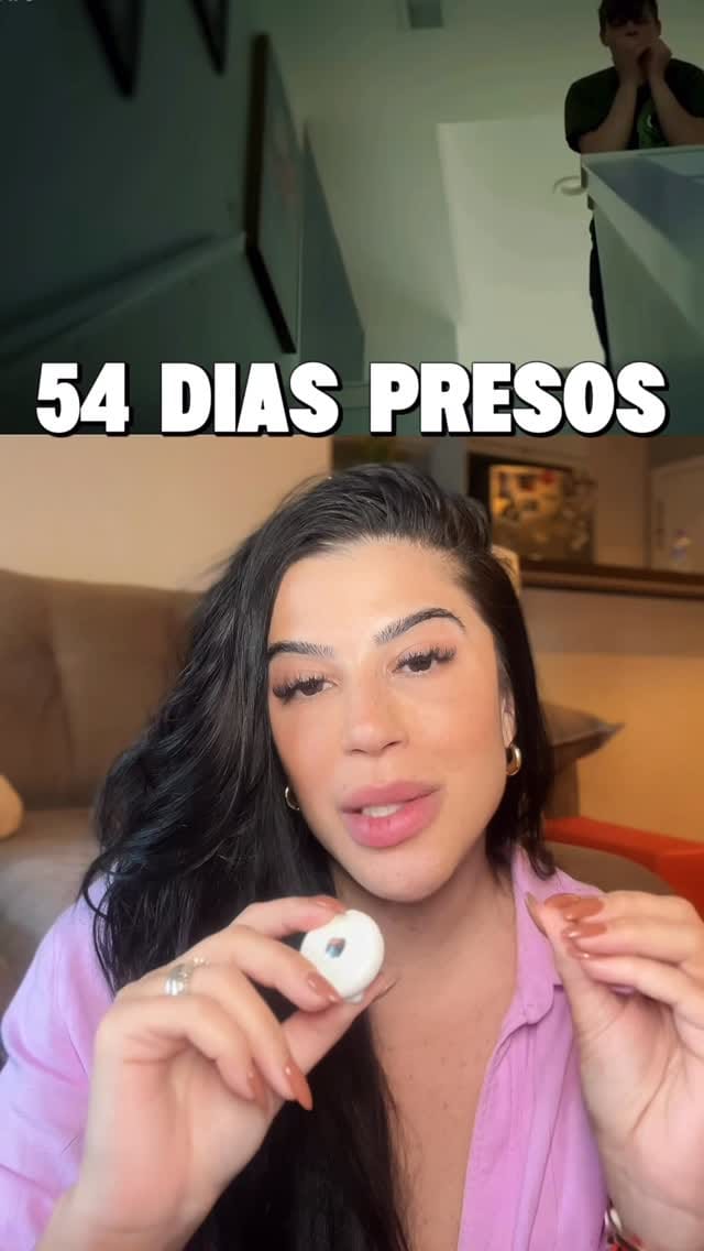Post 1 by Victtória Xàvier on Instagram (video)