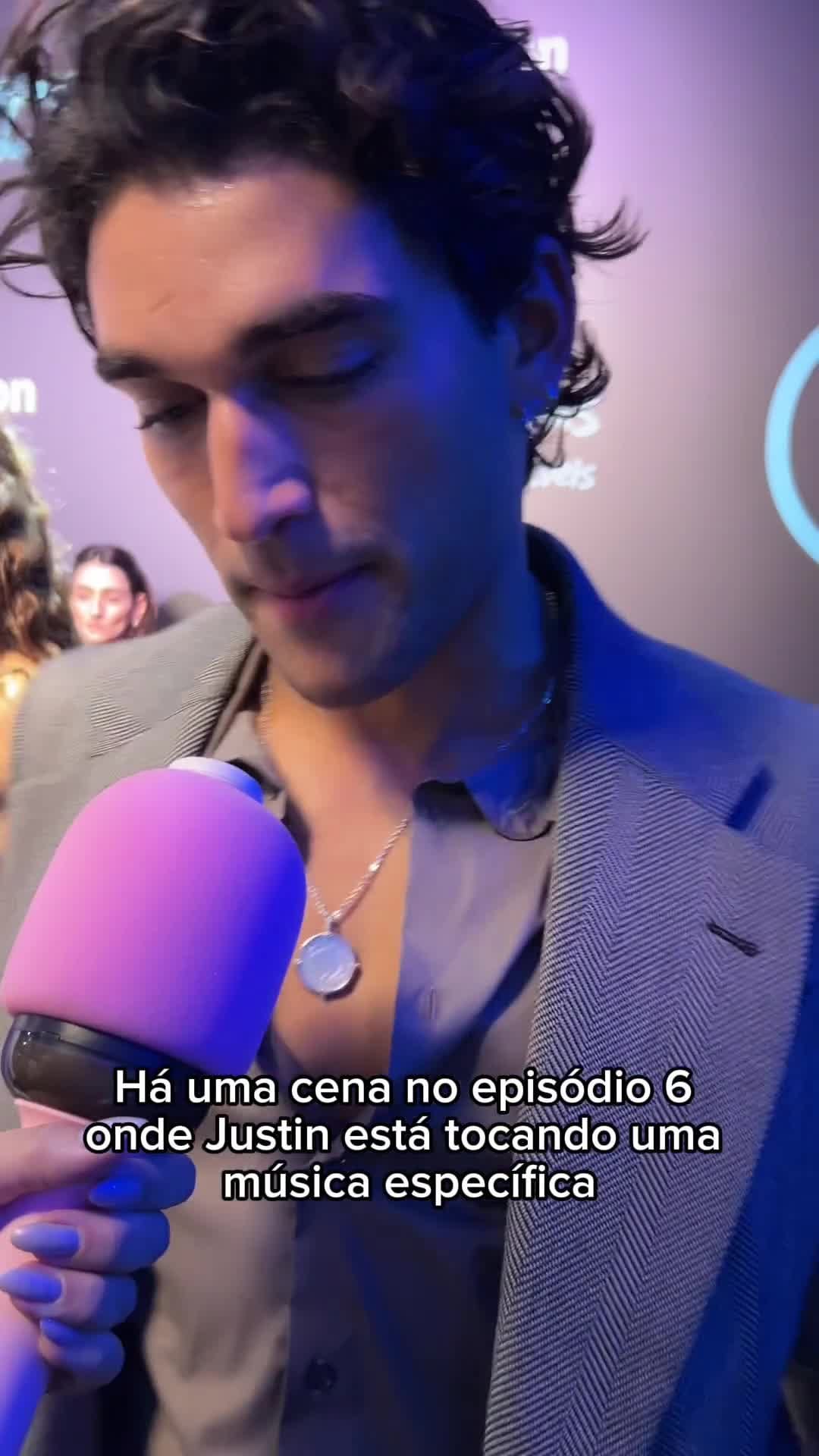 Post 9 by Victtória Xàvier on Instagram (video)