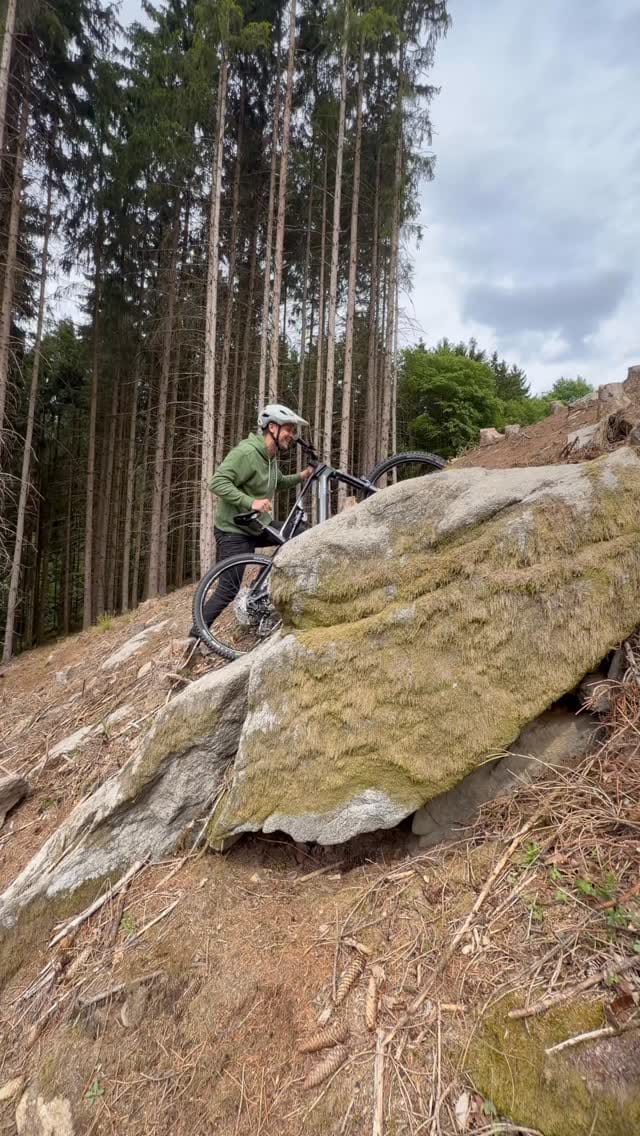 Post 4 by Andi Schuster on Instagram (video)