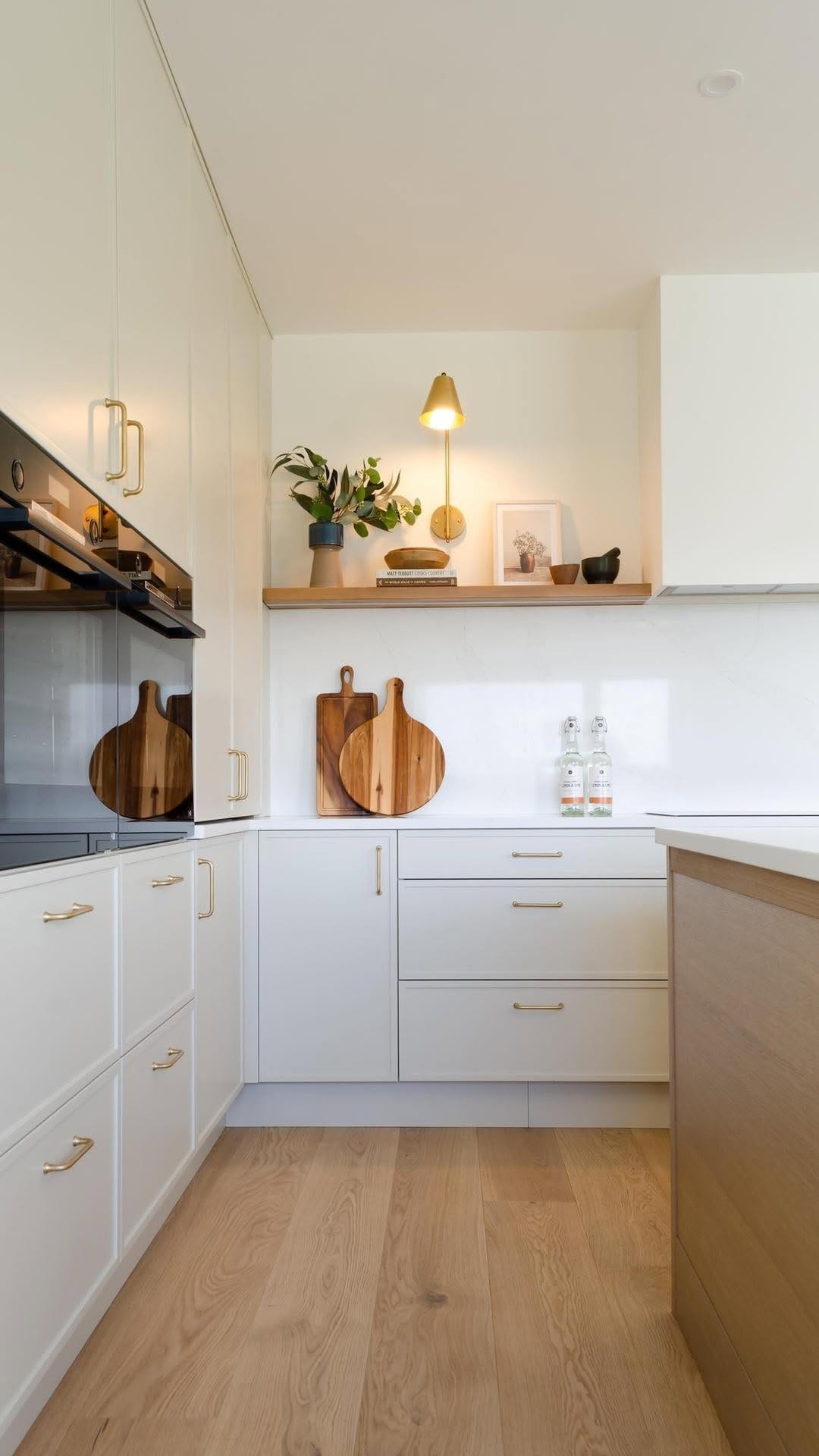 Post 8 by Louise Johnston | Irish Interior Designer on Instagram (video)