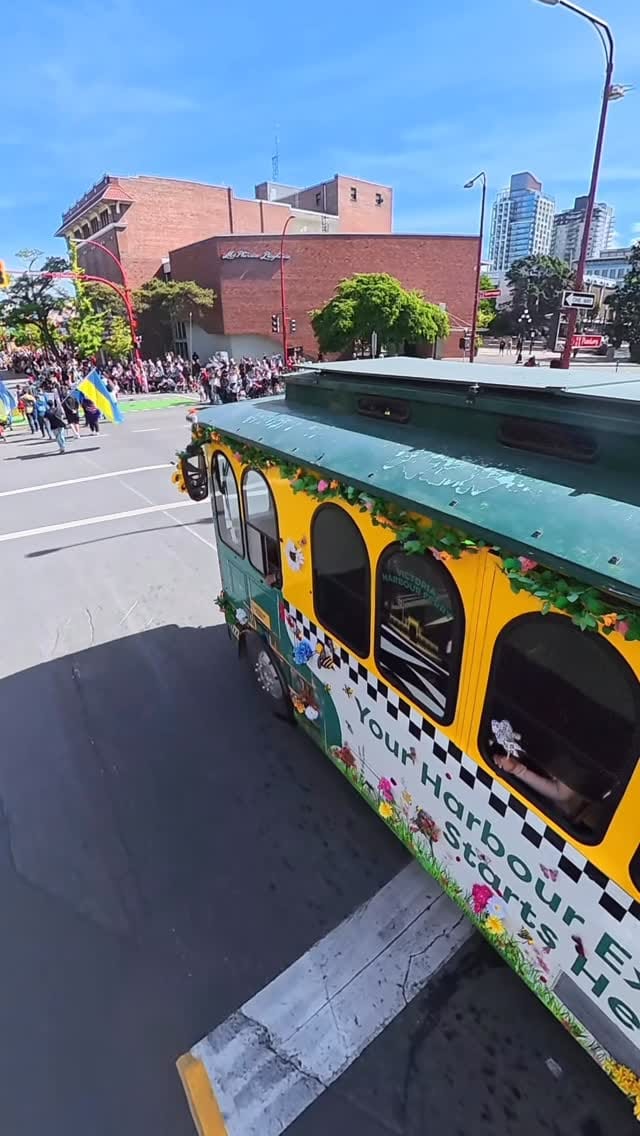 Post 7 by Vancouver Island Guide | YYJ Mom on Instagram (video)