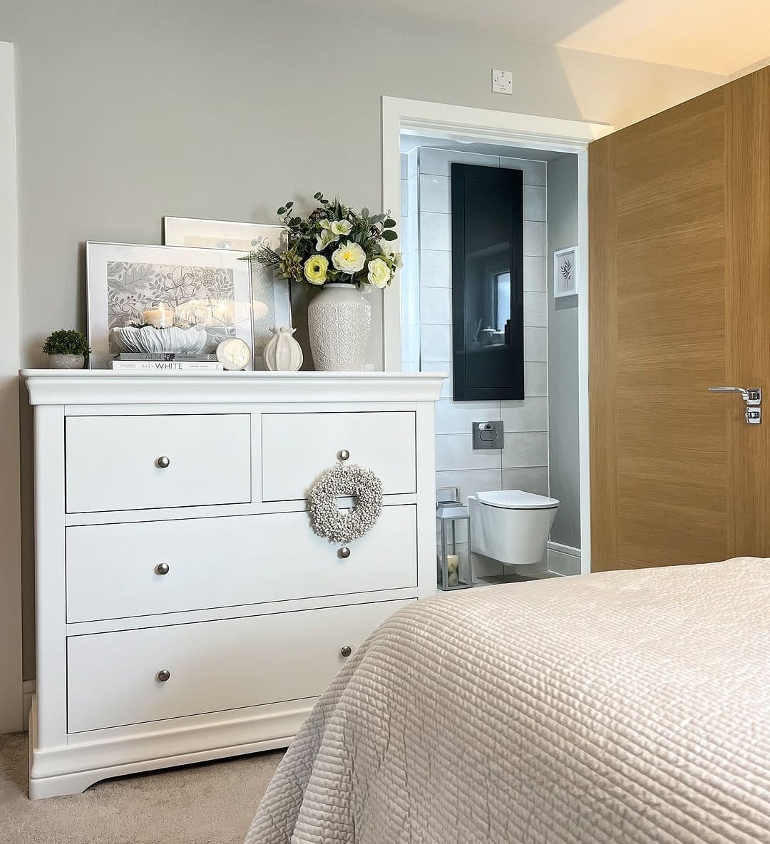 Post 8 by Top Furniture UK  🏠 🌸 on Instagram (image)