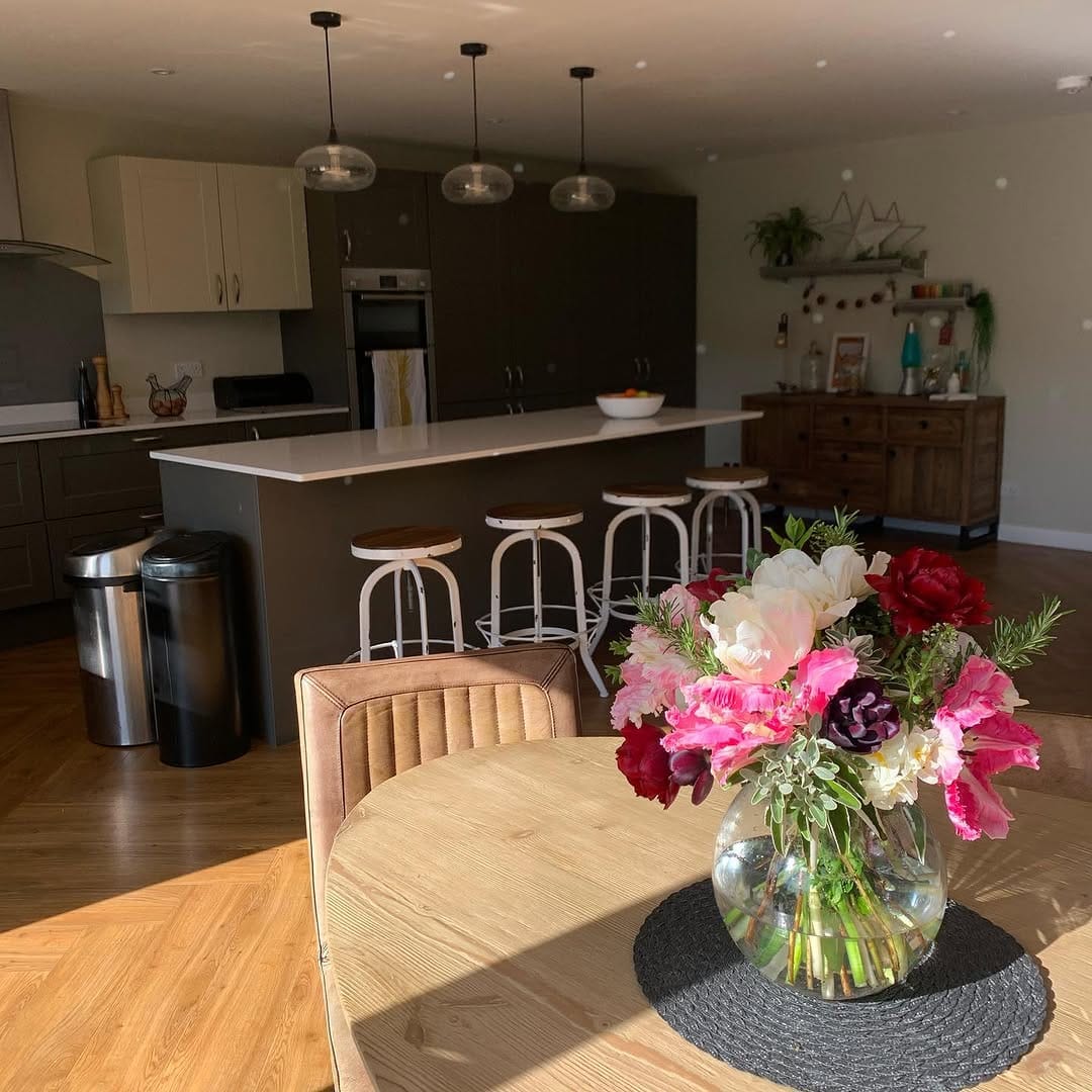Post 6 by Renovation-X on Instagram (image)