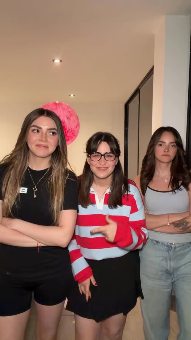 Post 2 by vicky on Instagram (video)