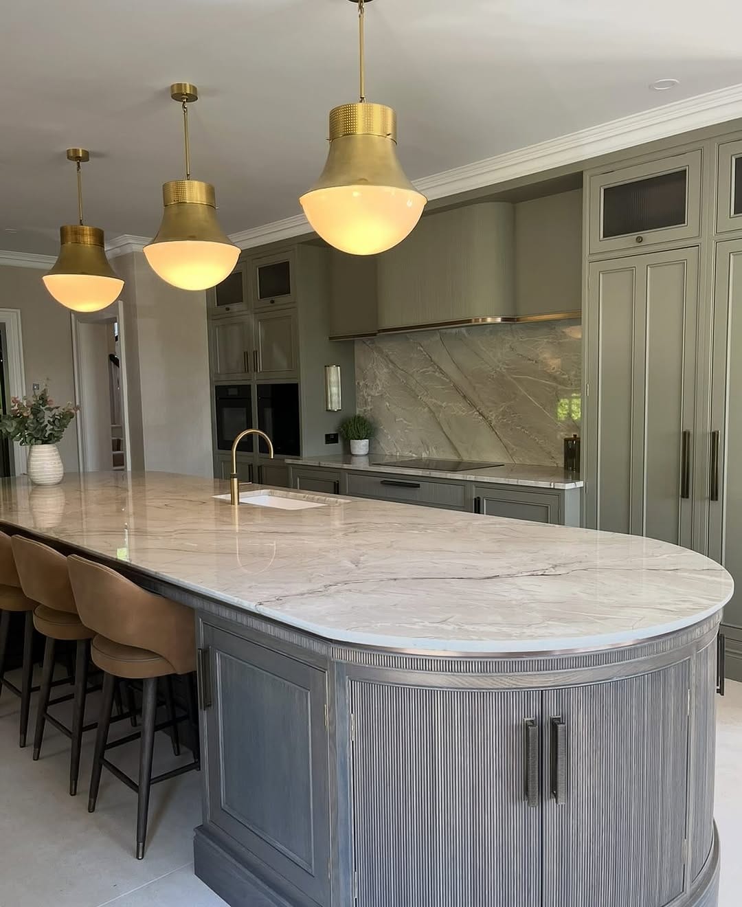 Post 6 by Lee Austin Design on Instagram (carousel)
