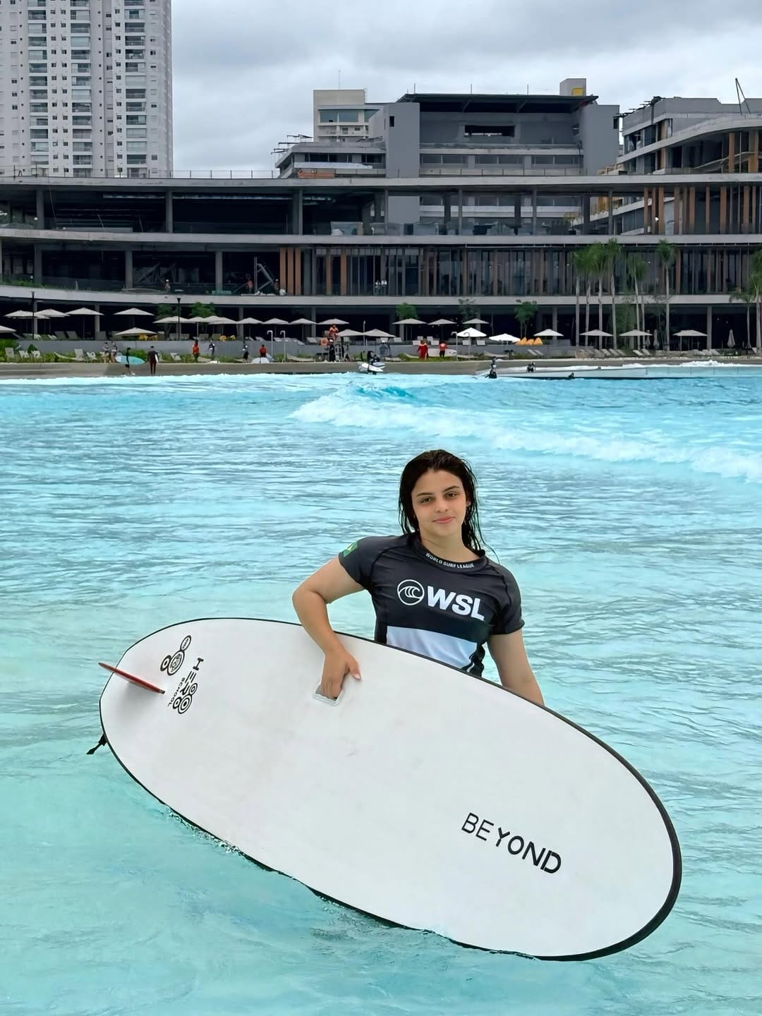 Post 9 by Victória Araujo on Instagram (carousel)