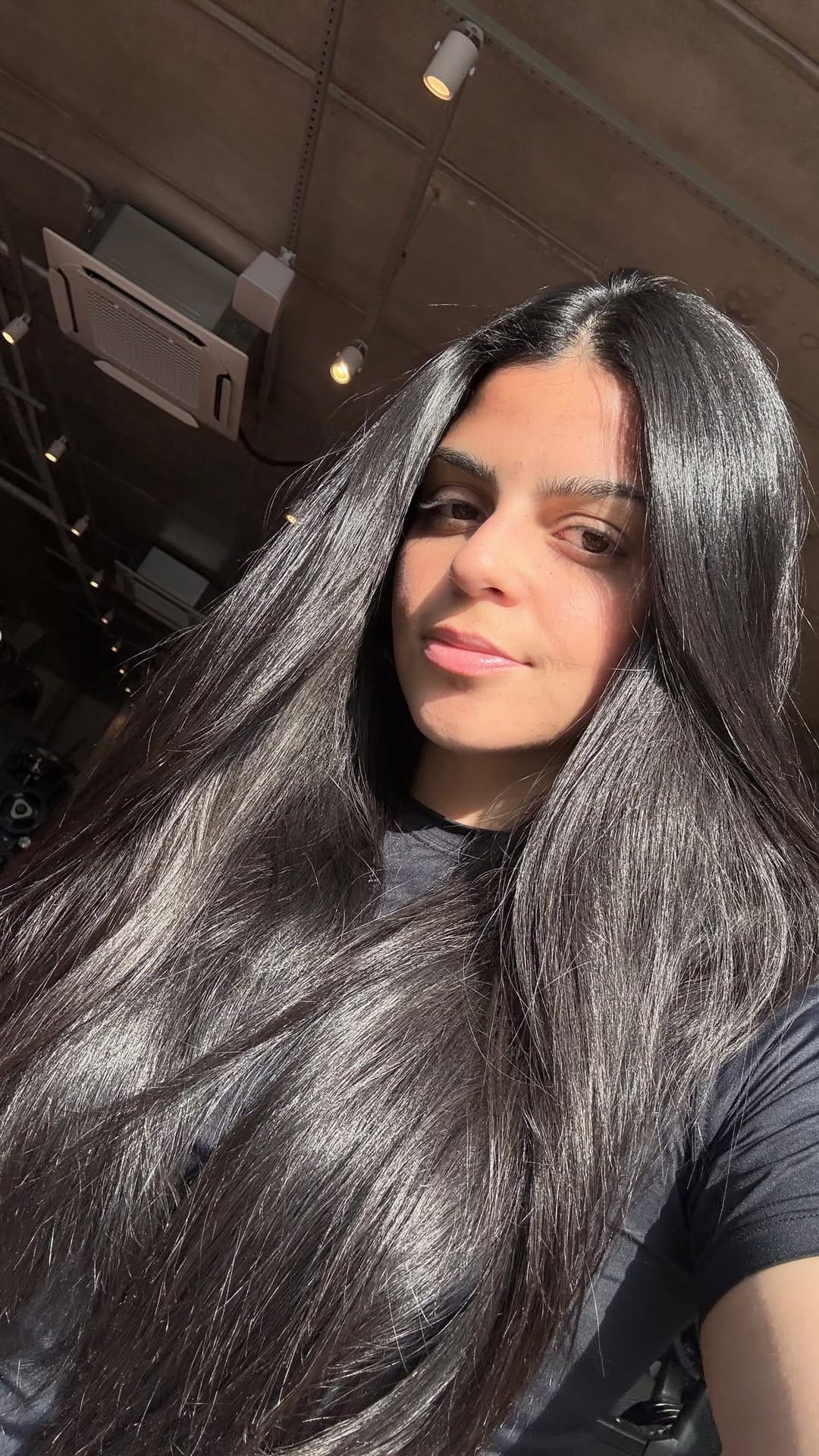 Post 1 by Victória Araujo on Instagram (video)