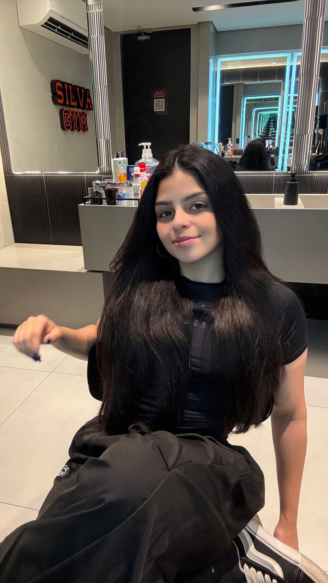Post 3 by Victória Araujo on Instagram (video)