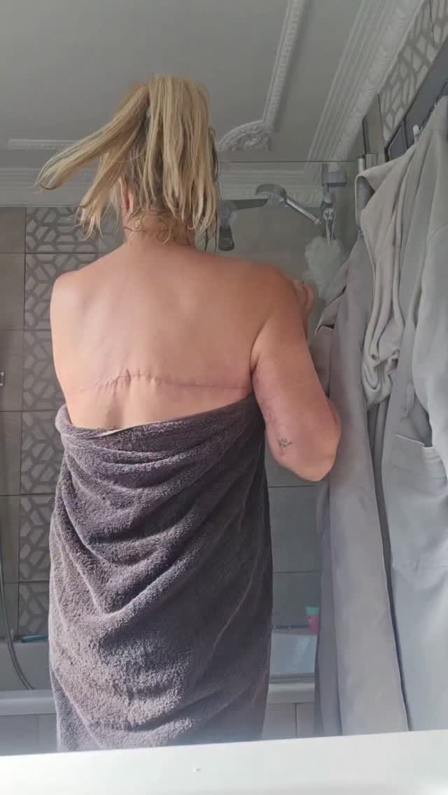 Post 2 by Victoria Vigors on Instagram (video)