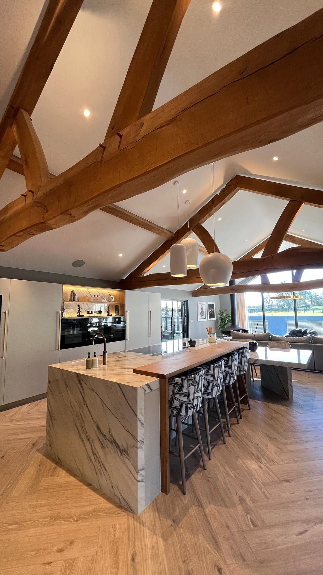 Post 9 by Richard Grafton Interiors on Instagram (video)