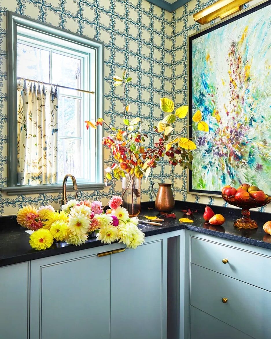 Post 6 by Hundley Hilton Interiors on Instagram (image)