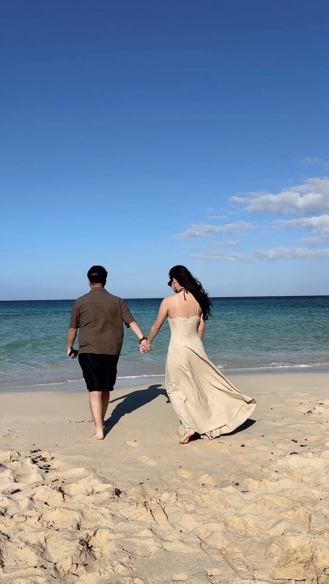 Post 1 by 𝐉𝐨𝐧𝐚 𝐂𝐚𝐩𝐢𝐭𝐚𝐧 on Instagram (video)