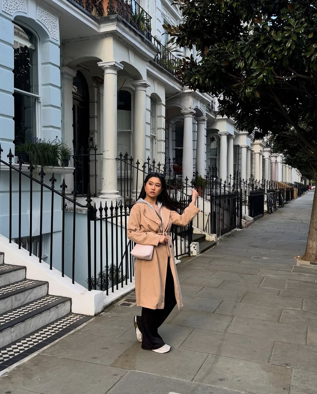 Post 10 by 𝐉𝐨𝐧𝐚 𝐂𝐚𝐩𝐢𝐭𝐚𝐧 on Instagram (carousel)