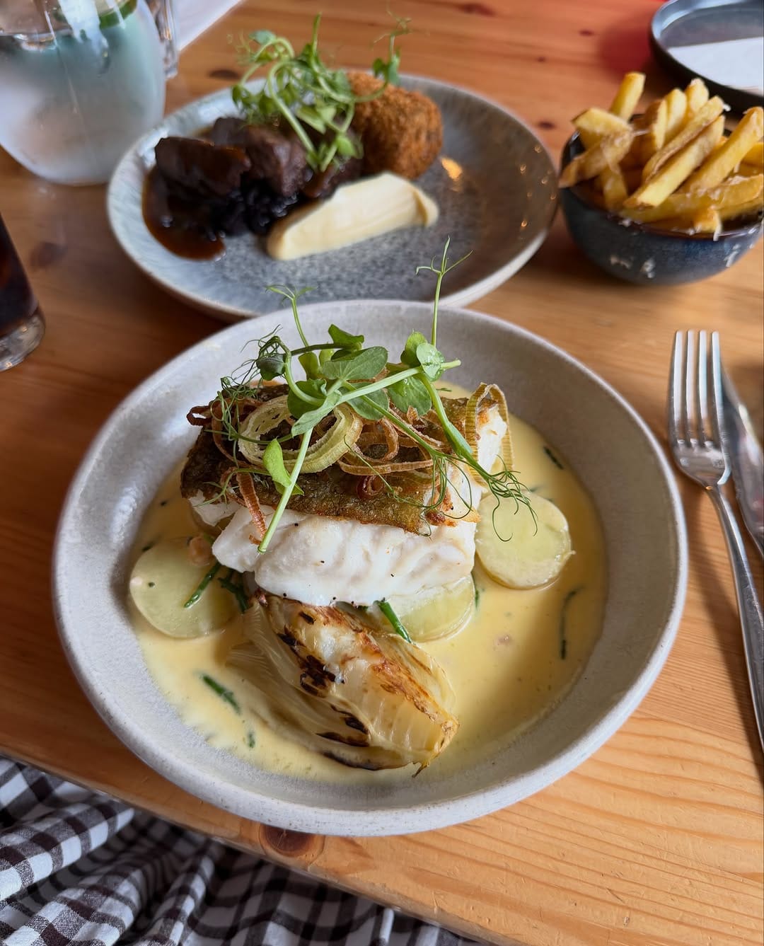 Post 3 by Kelly Tadd & Adam  | Haim & Awa - Scotland Food & Drink 🏴󠁧󠁢󠁳󠁣󠁴󠁿🍴 on Instagram (carousel)