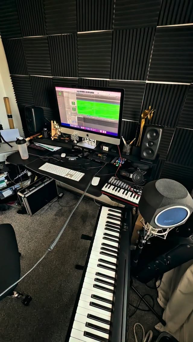 Post 10 by Alexandru Manciu on Instagram (video)