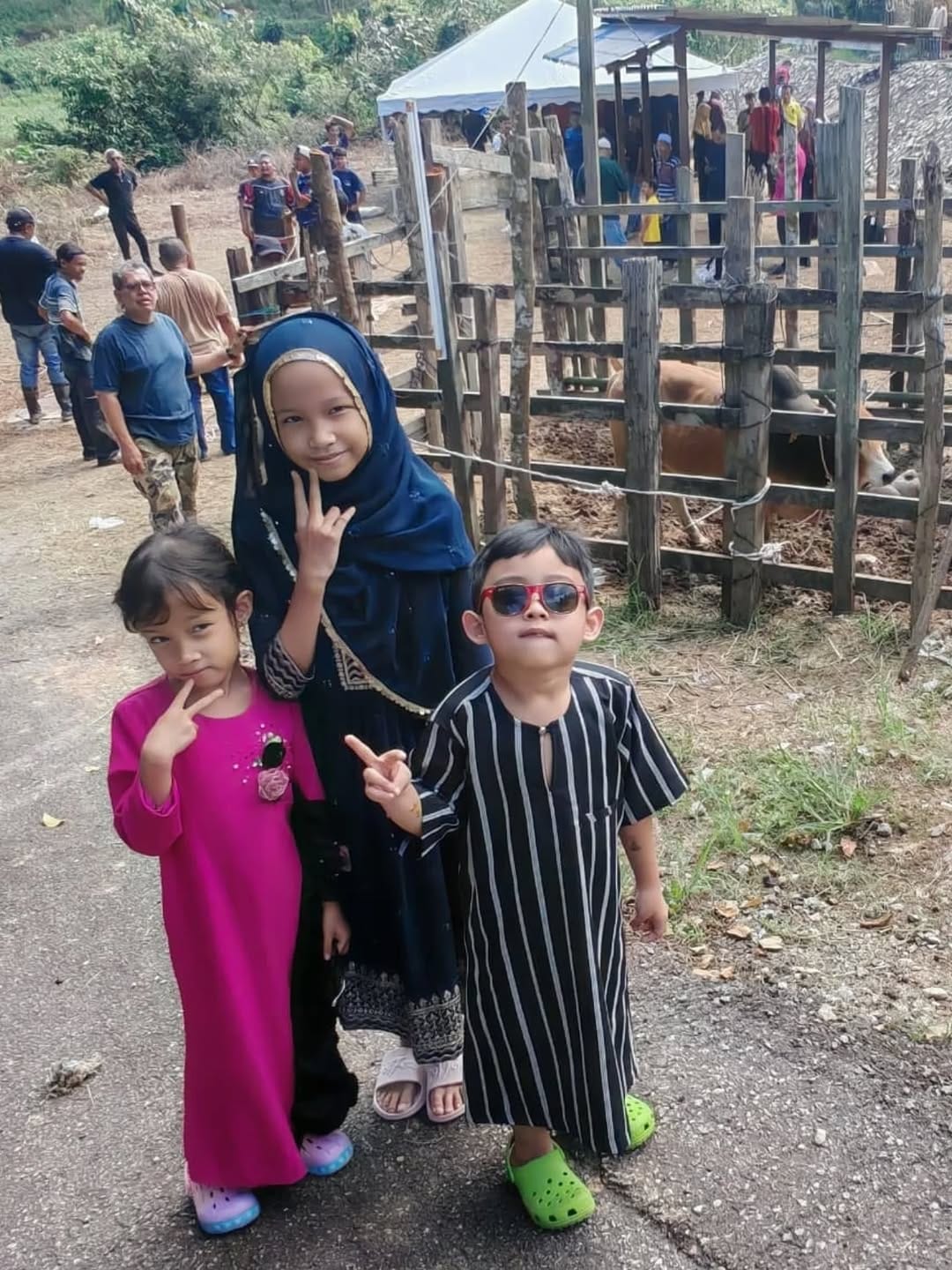 Post 1 by Izzat Uzaini on Instagram (carousel)