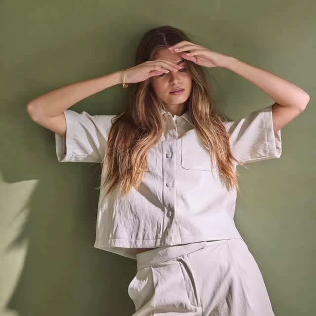 Post 4 by fromvictoriashop on Instagram (video)