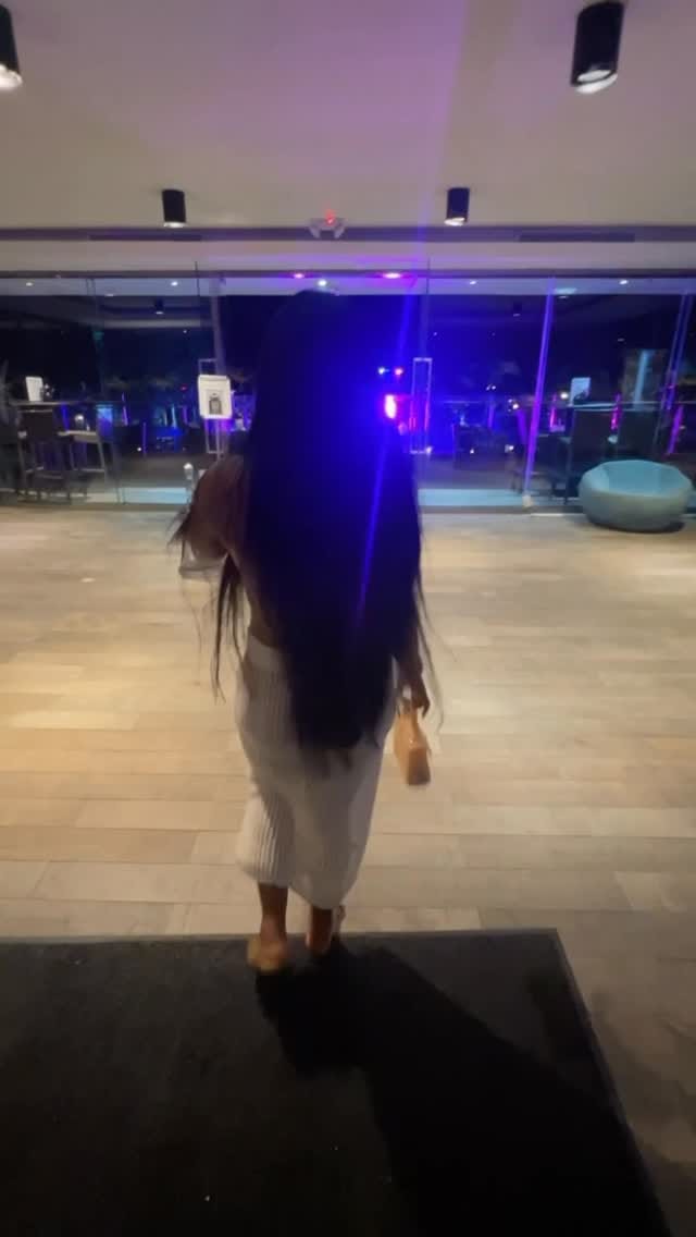 Post 7 by India Souza on Instagram (video)