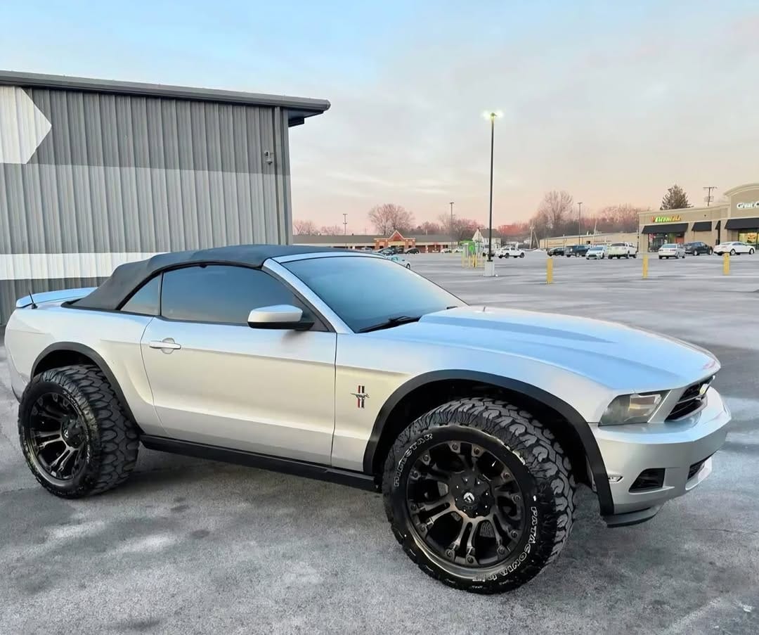 Post 5 by Documenting Mustangs on Instagram (image)