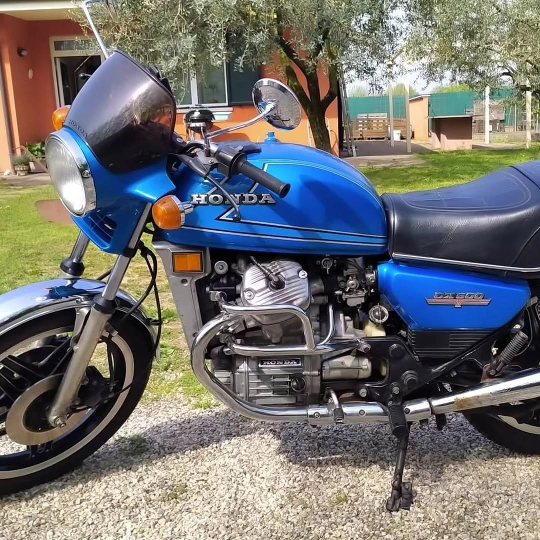 Post 5 by Cx500 on Instagram (carousel)