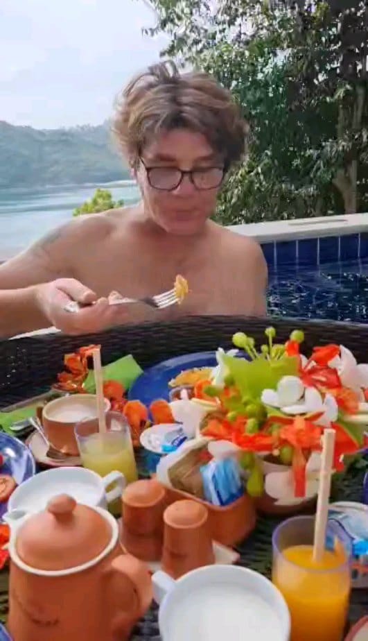 Post 5 by Wayne and Tom on Instagram (video)