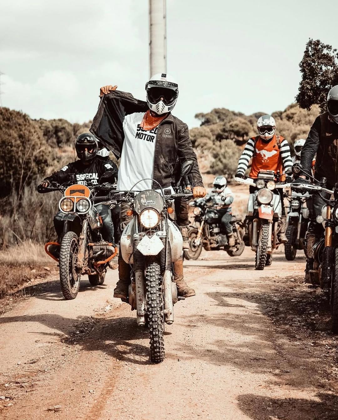 Post 9 by S E Ñ O R    D E E R   |  Scrambler & Vanlife on Instagram (image)