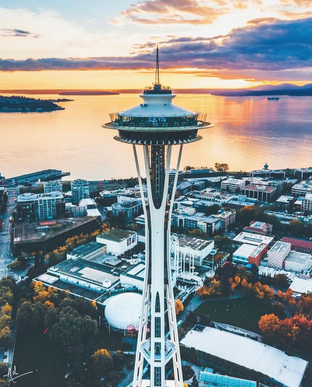 Post 5 by Seattle Events on Instagram (image)