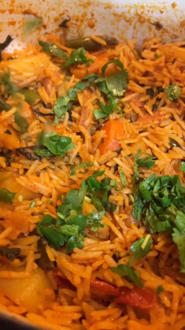 Post 7 by Archana Chari on Instagram (video)