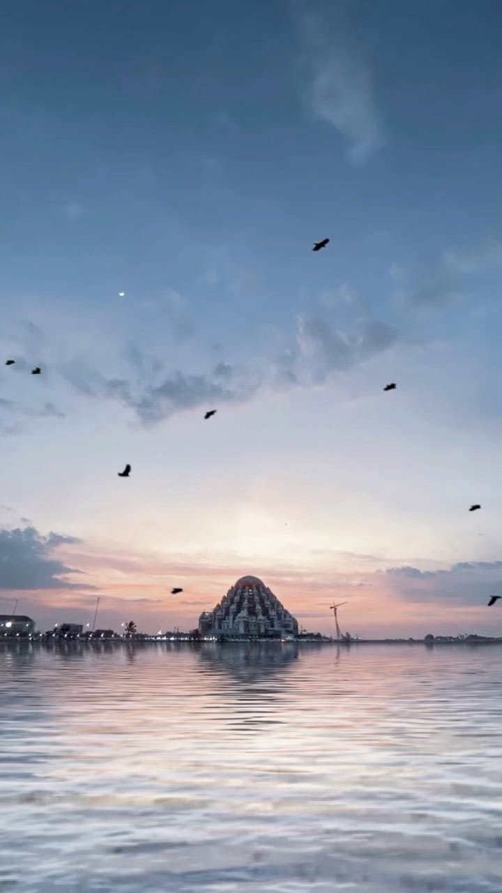 Post 10 by RIJAL KAMALUDDIN HUSAENI on Instagram (video)