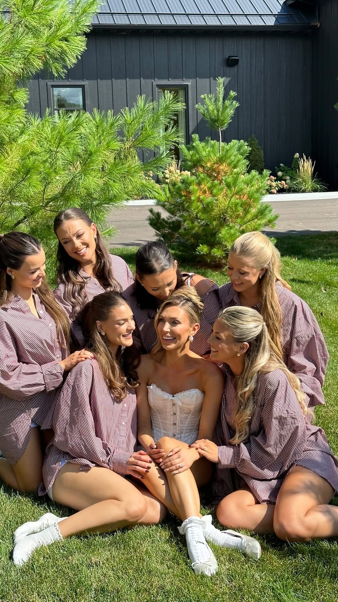 Post 9 by Woods & Co Weddings + Events on Instagram (video)