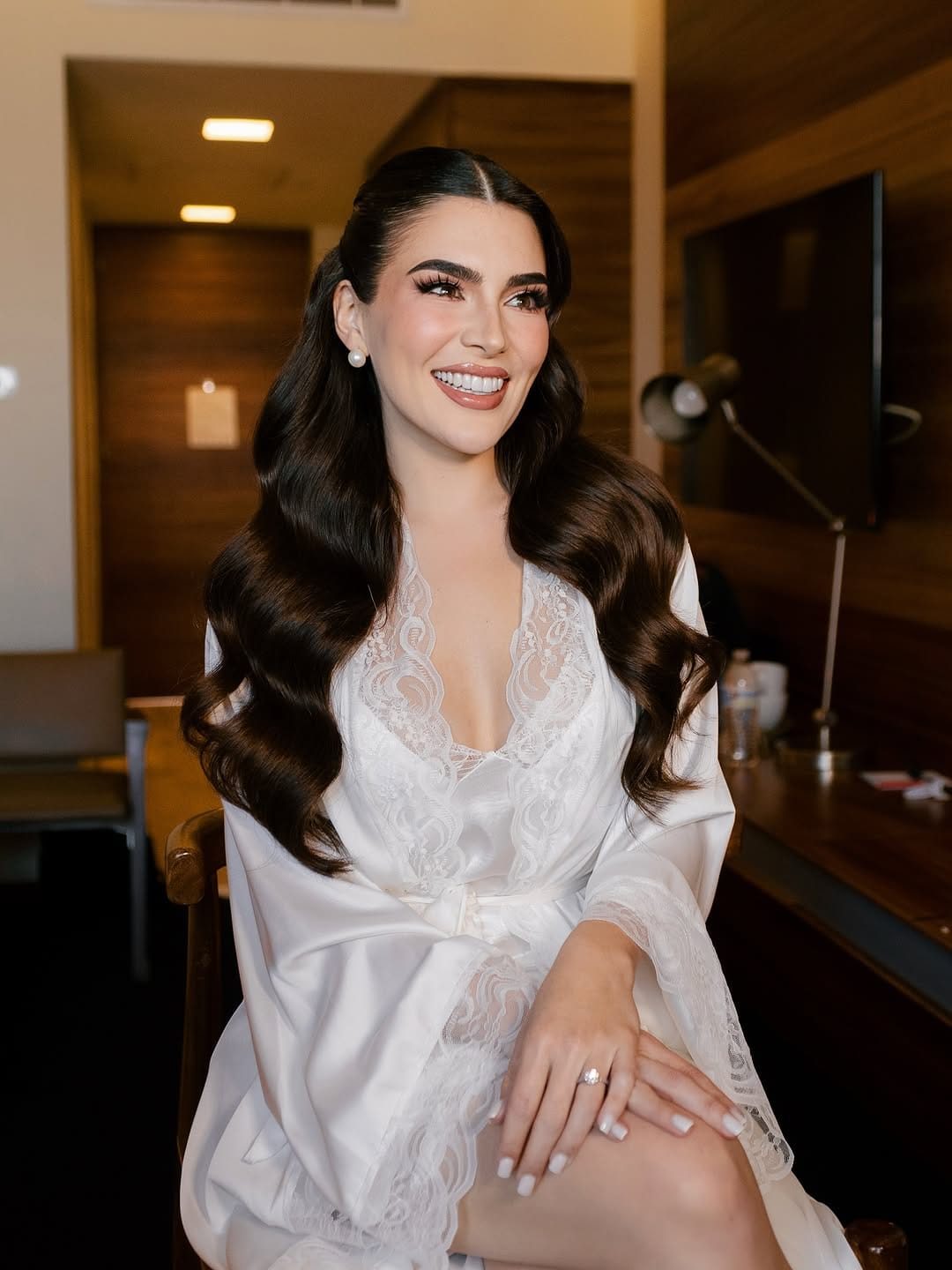 Post 6 by Cielo Inzunza Novias on Instagram (carousel)