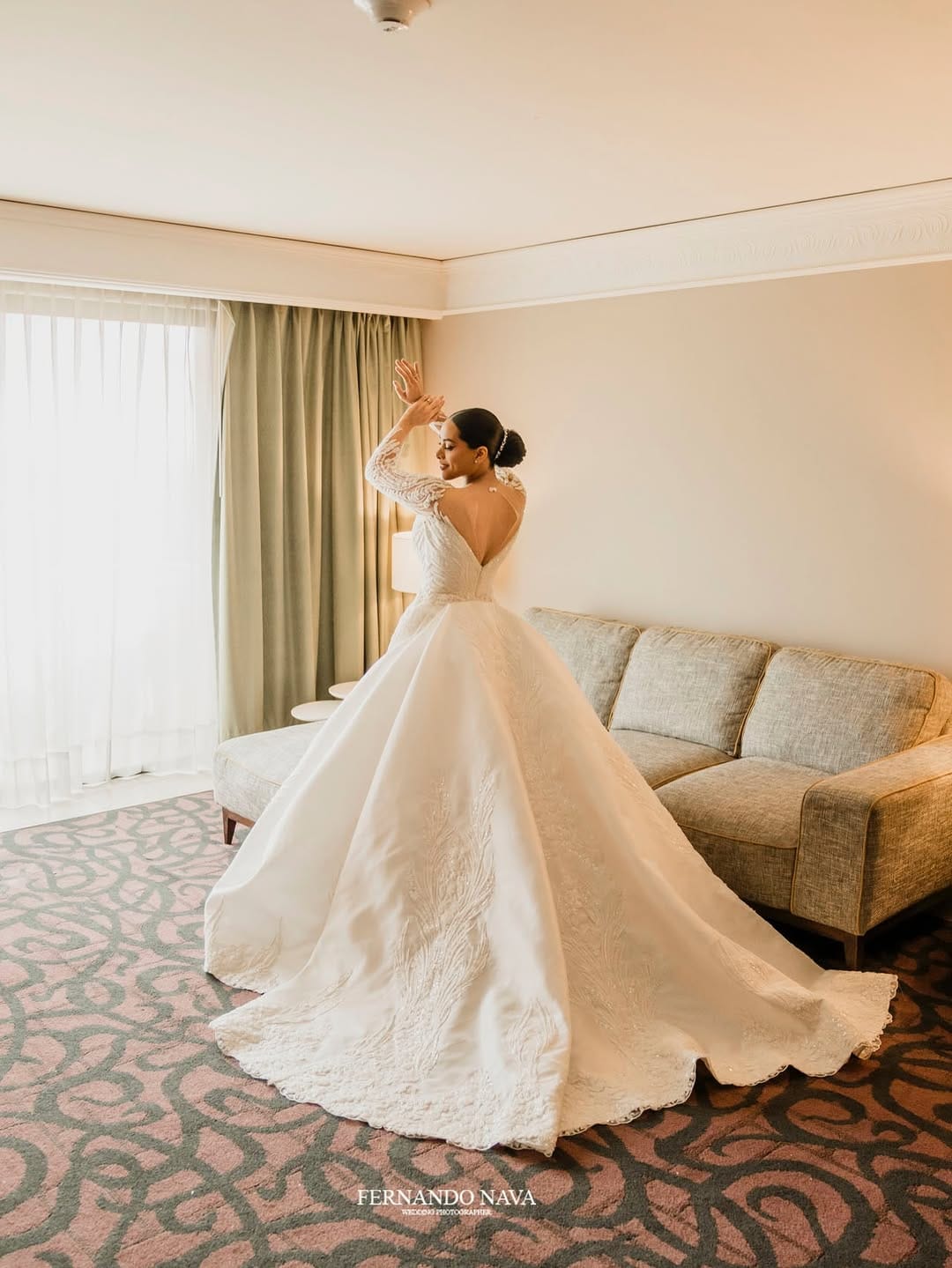 Post 7 by Cielo Inzunza Novias on Instagram (carousel)