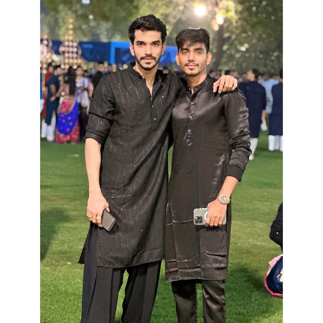 Post 10 by UZAIR MIRZA on Instagram (carousel)