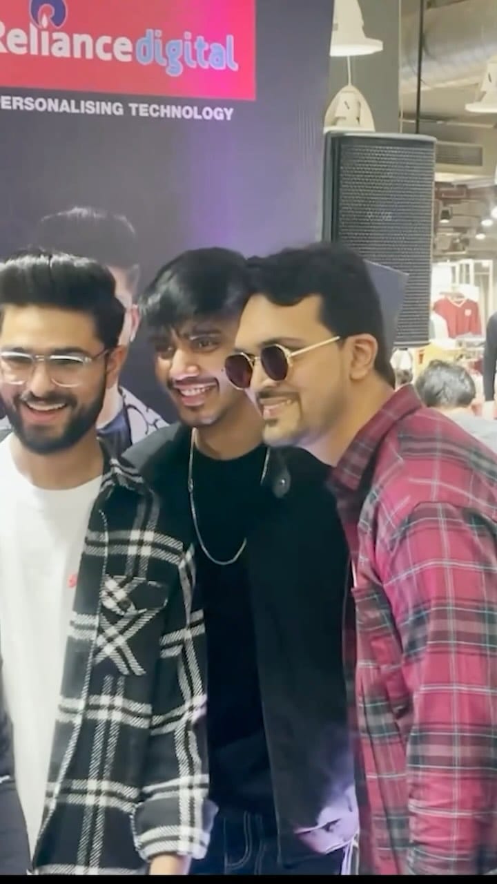Post 9 by UZAIR MIRZA on Instagram (video)