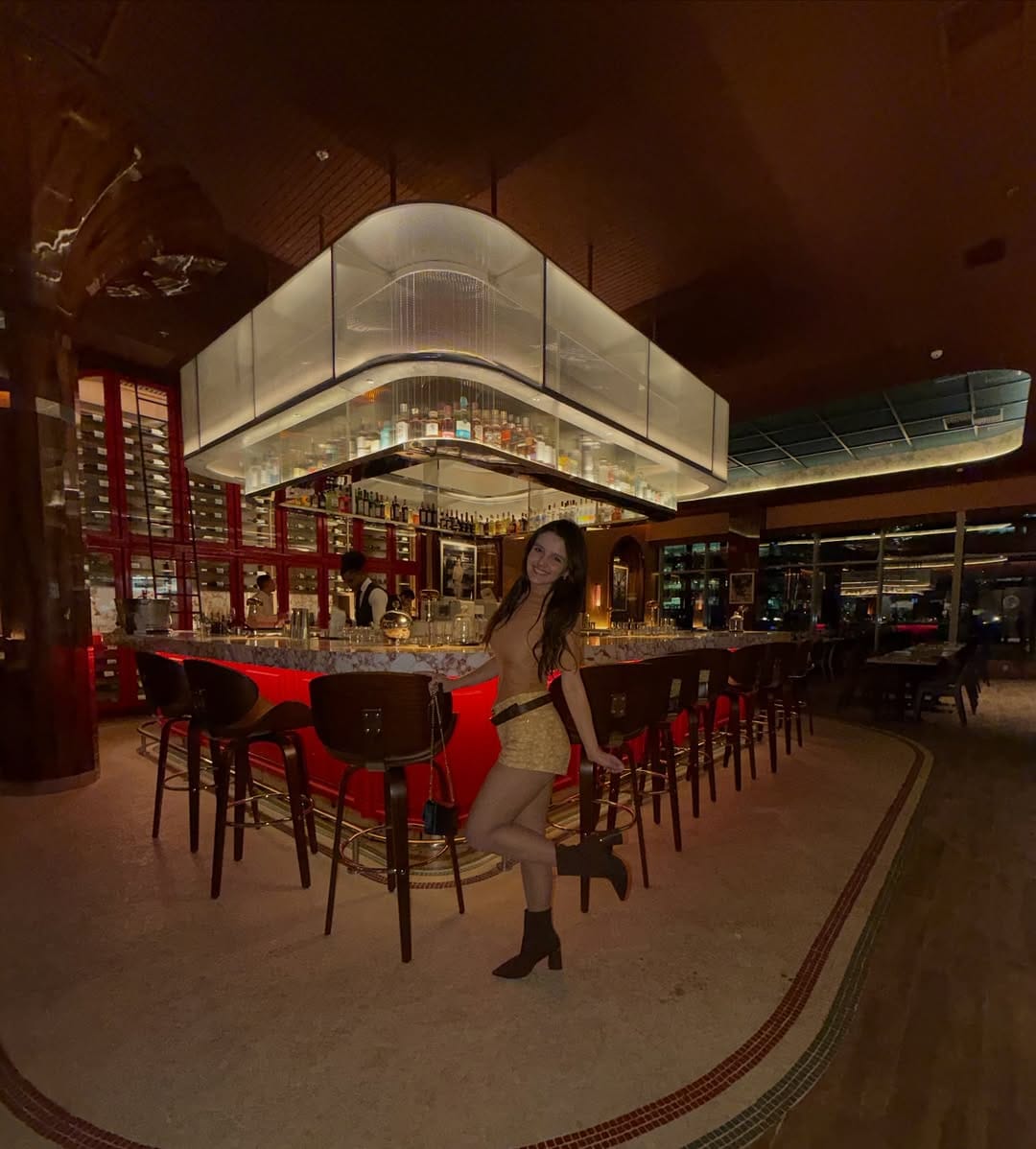 Post 6 by @victoriavida on Instagram (carousel)
