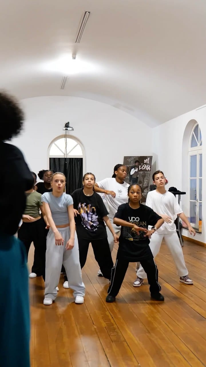 Post 10 by Afrohousebelgium on Instagram (video)