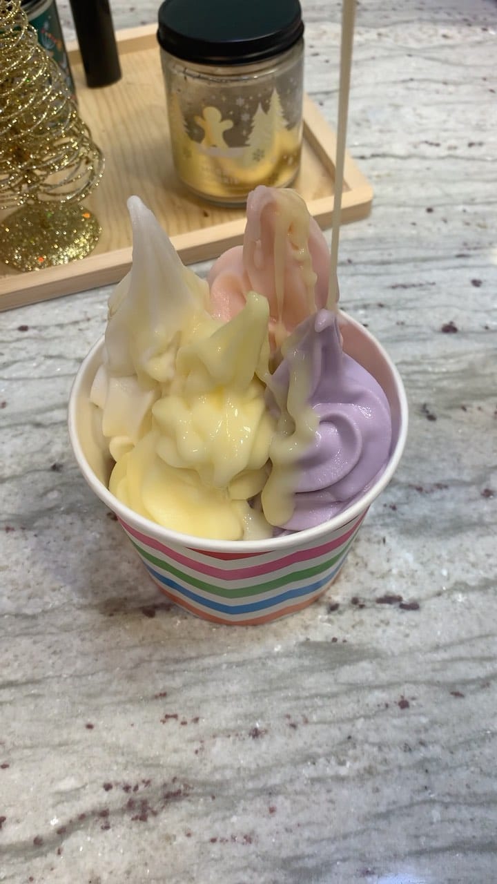 Post 9 by Tutti Frutti Frozen Yogurt on Instagram (video)