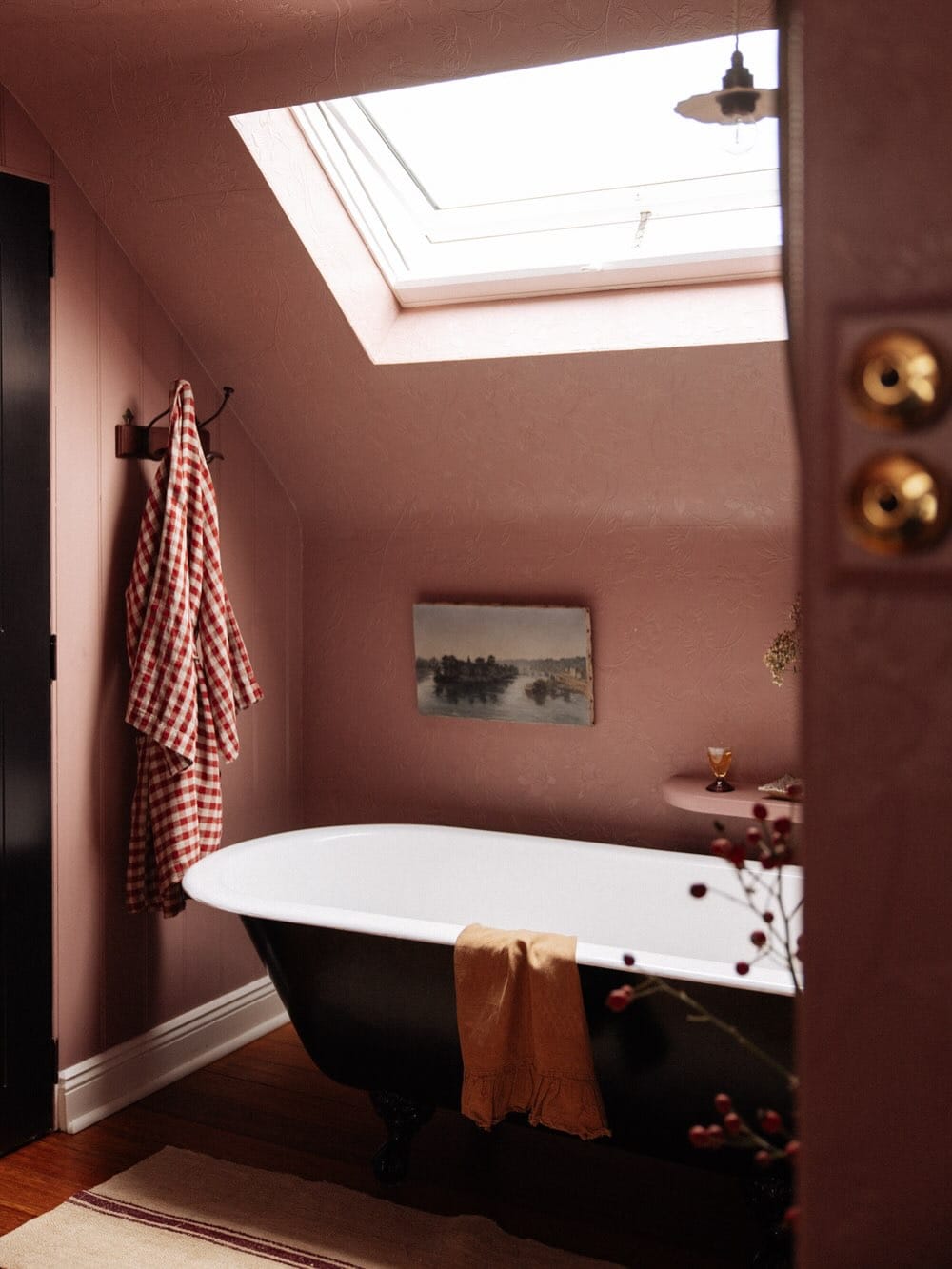 Post 6 by Lumière Lodge | A Destination for Voyagers on Instagram (carousel)