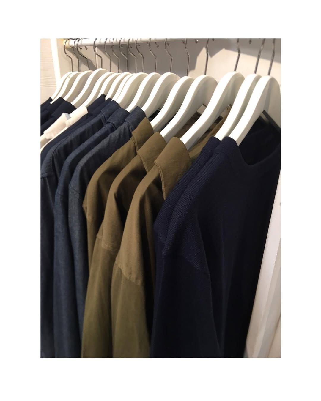 Post 2 by KINN ™ on Instagram (image)