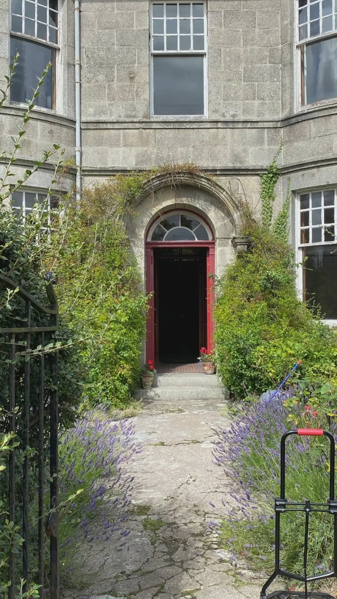 Post 8 by Kerry Twycross on Instagram (video)