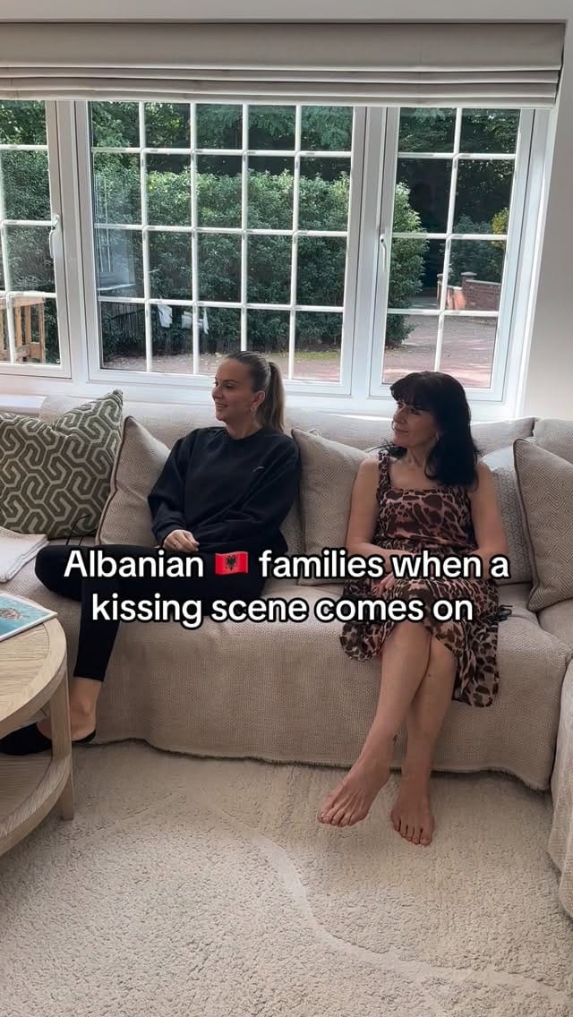 Post 7 by Anna Kola on Instagram (video)
