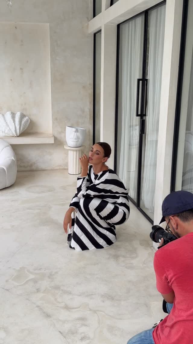 Post 2 by Amāre on Instagram (video)