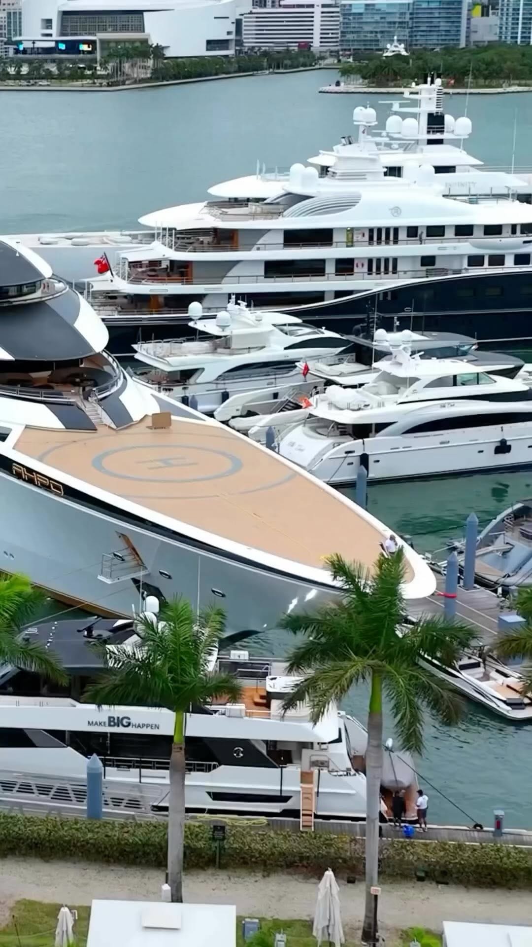 Post 8 by RANIA IKON | MIAMI | PALM BEACH | ATHENS, GREECE on Instagram (video)