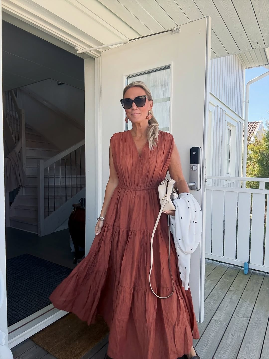 Post 9 by Victoria Riis on Instagram (image)